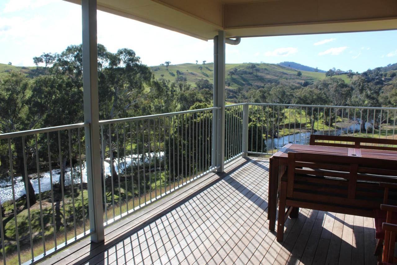 Elm Cottage Tumut Exterior photo
