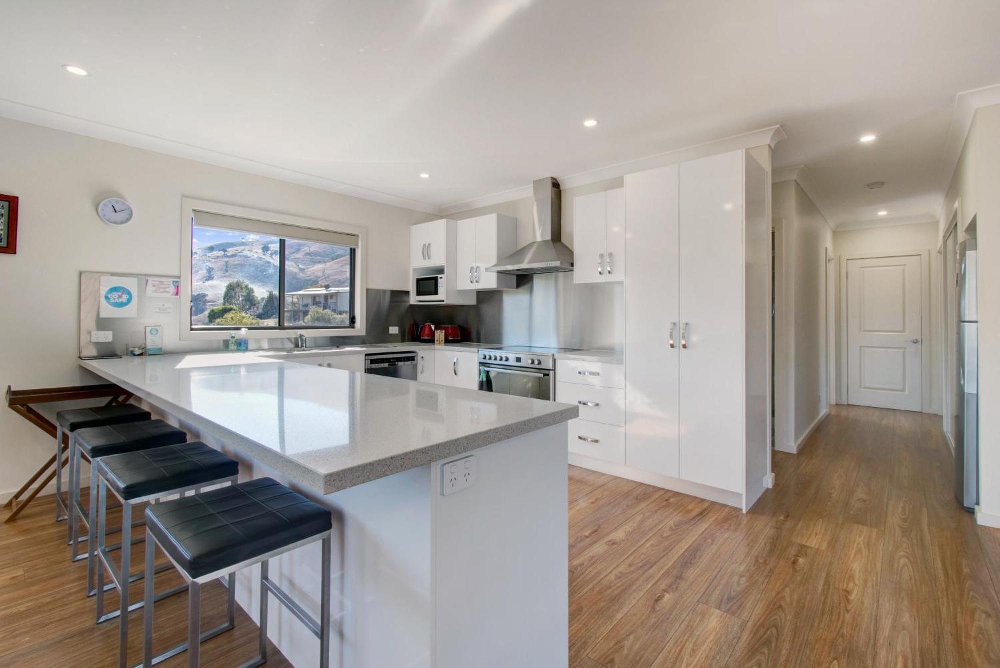 Elm Cottage Tumut Exterior photo