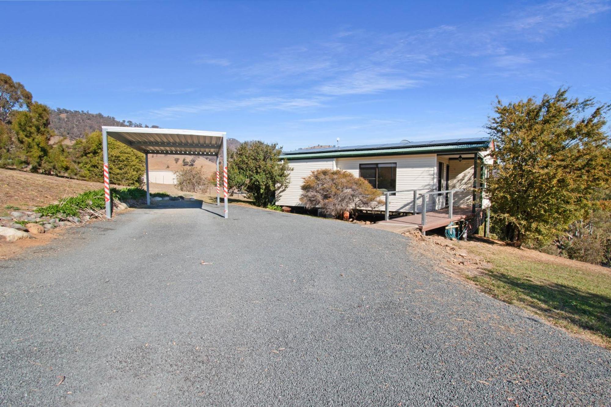 Elm Cottage Tumut Exterior photo